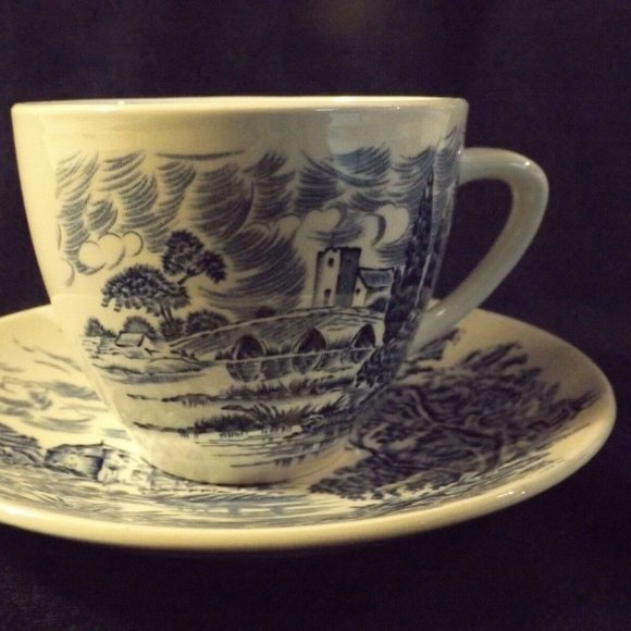 Wedgwood & Co. LTD. England Countryside Tea Cup and Saucer - Picture 2 of 8